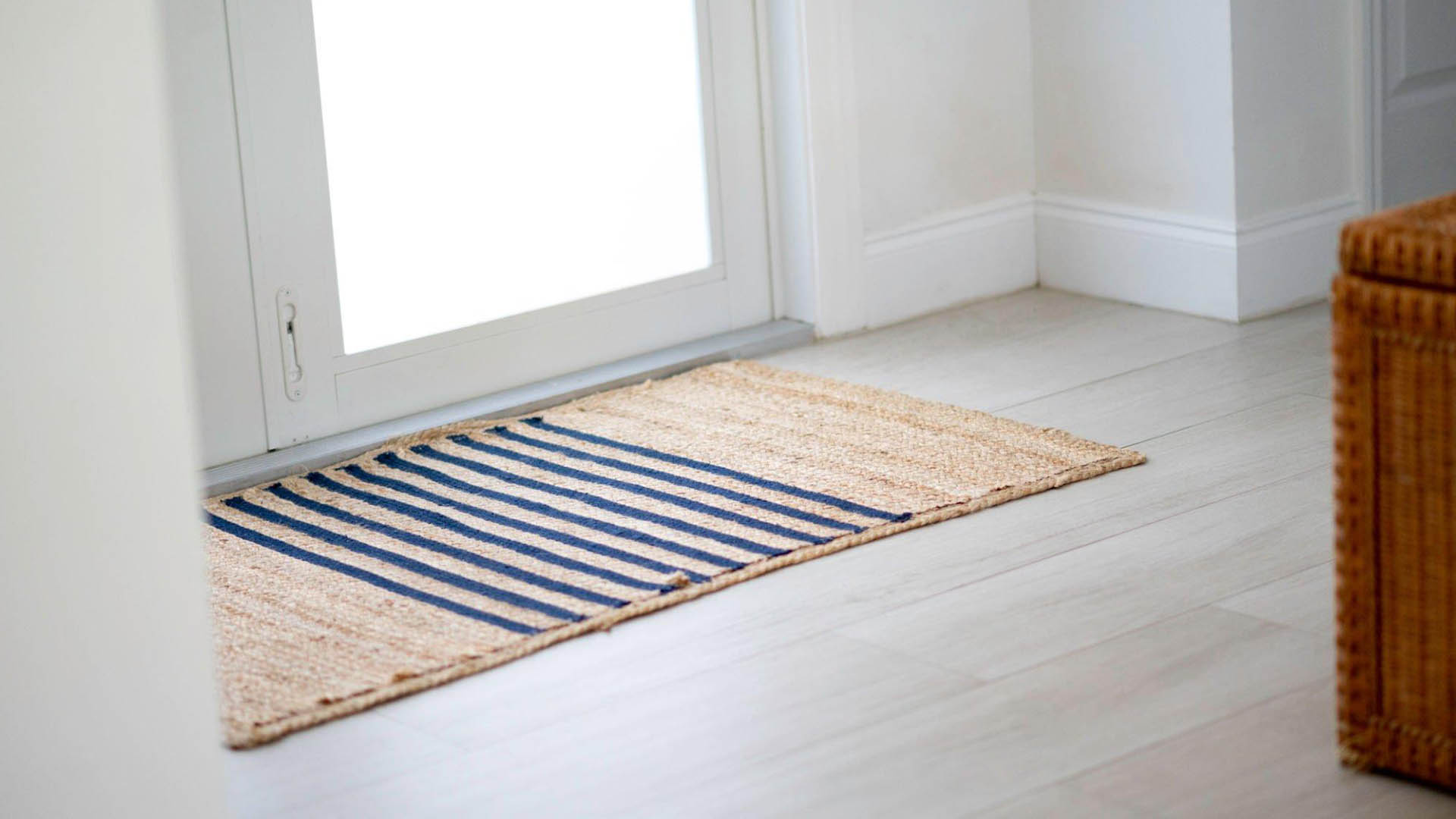 Differences Between Indoor and Outdoor Mats